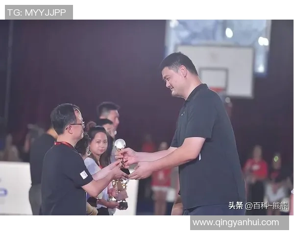 姚明03年崭露头角的传奇之路与中国篮球的崛起之梦